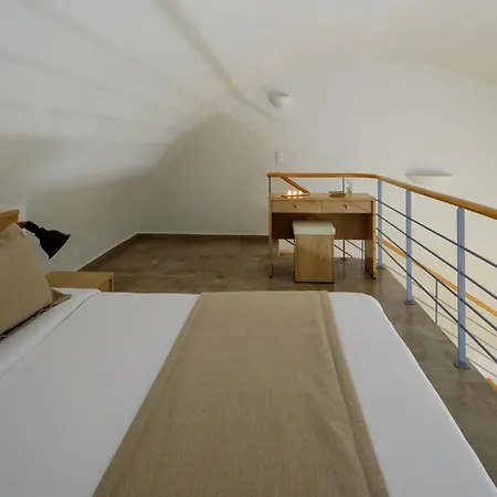 Aliter * Fira (Santorini)