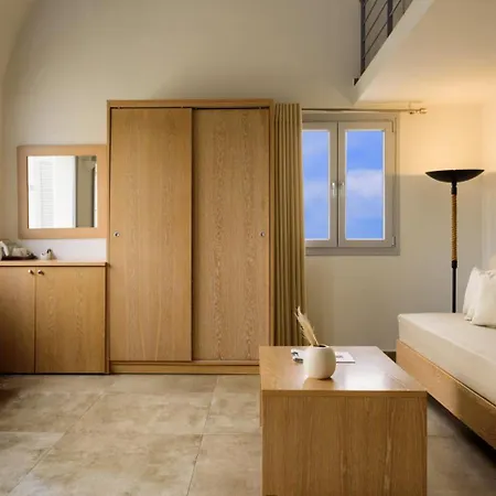 Semesterbostad Aliter Fira (Santorini)